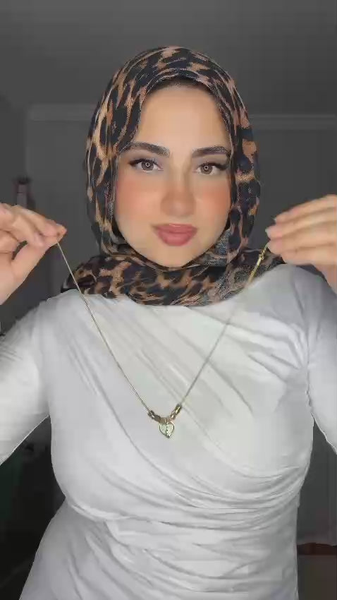 بيزك دريس بكشكشه من على الكتف